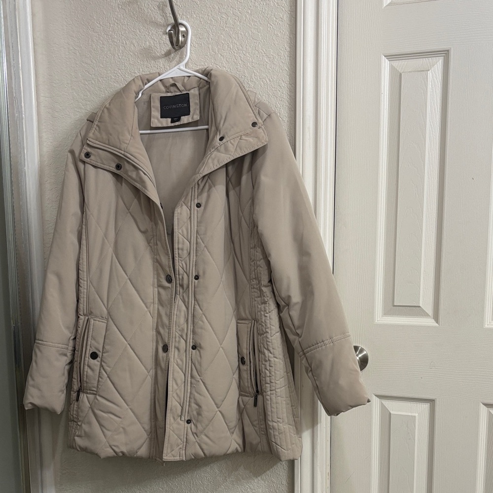 Covington Women's Beige Puffer Jacket